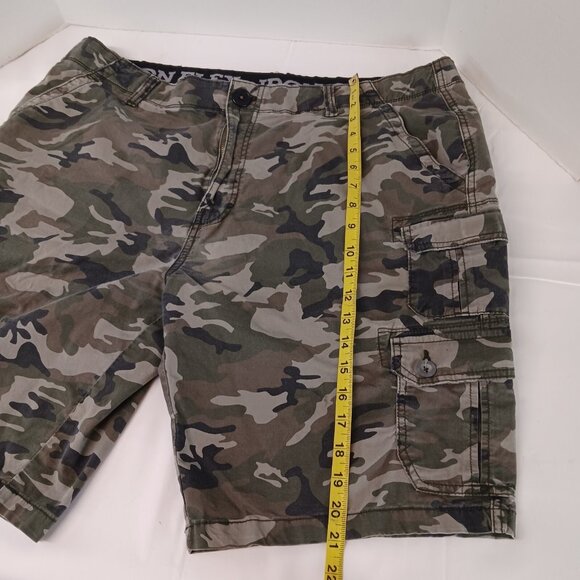 Iron Flex Shorts Men's 40 Green Camo 8 Pockets Cargo Hunting Fishing 98% Cotton - Picture 4 of 10